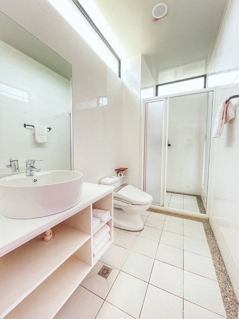 粉紅氣球雙人房照片